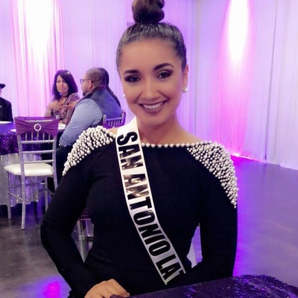 Hand Beaded backless long sleeves Bandage dress - Picture 8 of 8